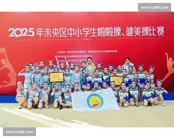 西航二校 U13 女足勇夺区赛冠军!技术与意志铸就青春荣耀 西航二校 U13 女足勇夺区赛冠军!技术与意志铸就青春荣耀