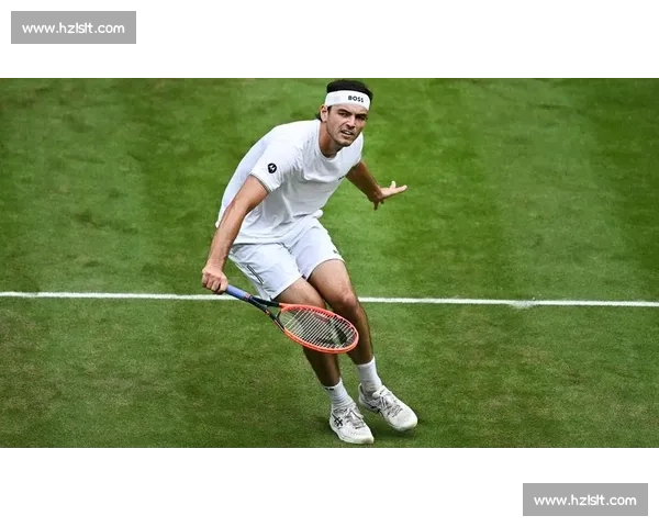 弗里茨直落两盘横扫阿利亚西姆，强势晋级斯图加特大师赛决赛