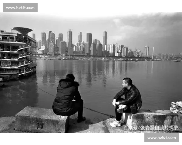 好莱坞弃之十年，中国拍出热血逆袭：重庆码头工的橄榄传奇